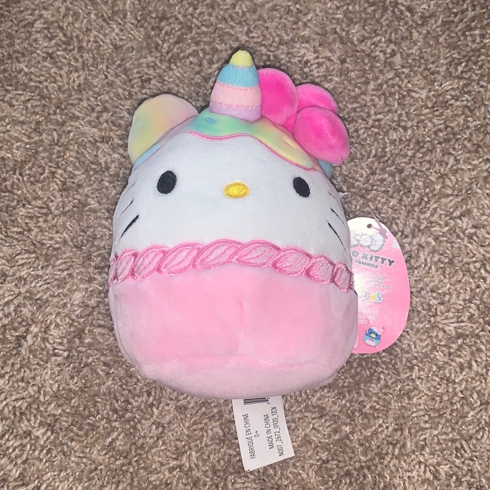 Brand New Hello Kitty Squishmallow